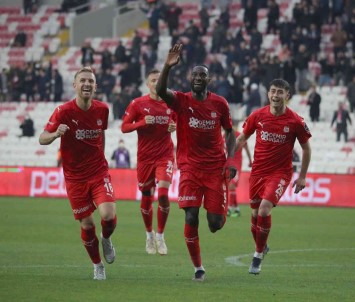 Spor Toto Süper Lig Açiklamasi DG Sivasspor Açiklamasi 2 - Hatayspor Açiklamasi 0 (Ilk Yari)