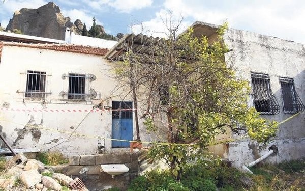 Yalnız yaşadığı evde üç yıl önce öldü cesedi çürüdü! Meçhul sevgiliden gelen mektup ortaya çıktı