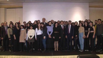 Vanli Is Adamlariyla Ögrenciler Bir Araya Geldi