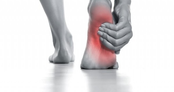 Ayak Ağrısı Nasıl Geçer? Ayak Ağrısı Neden Olur?