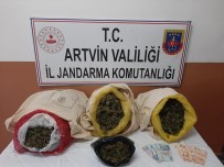 Artvin'de 4 Kilo 183 Gram Kubar Esrar Ele Geçirildi