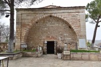 Bes Yillik Arastirmanin Sonunda Yunus Emre'nin Makamiyla Ilgili Çarpici Açiklama