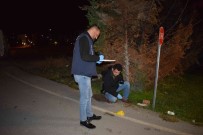 Otoparkta Tartistigi Kisiler Tarafindan Ayaginda Vuruldu