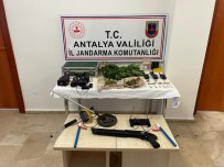 Antalya'da Uyusturucu Ve Tarihi Eser Operasyonu