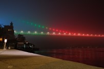 Fatih Sultan Mehmet Köprüsü, Azerbaycan Bayragi Renkleri Ile Isiklandirildi