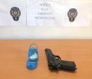 Kazaya Karisan Araçta Tabanca Ve Uyusturucu Madde Çikti