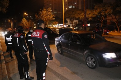 Adana'da 'Huzur Ve Güven' Uygulamasinda Aranan 56 Suçlu Yakalandi