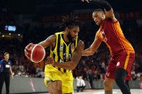 ING Basketbol Süper Ligi Açiklamasi Galatasaray Açiklamasi 76 - Fenerbahçe Açiklamasi 86