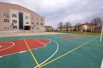 Basiskele'de Okul Bahçeleri Renkleniyor