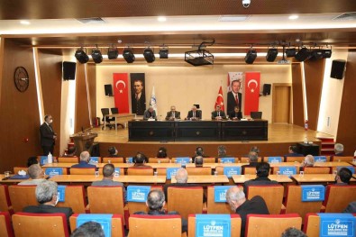 Baskan Büyükkiliç Talas'ta Muhtarlarla Bulustu