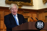 Ingiltere Basbakani Johnson'dan Omicron Uyarisi Açiklamasi 'Güçlendirici Asilar Hayati Önem Tasiyor'