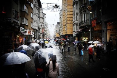 Meteoroloji'den Istanbul Için Sari Kodlu Uyari