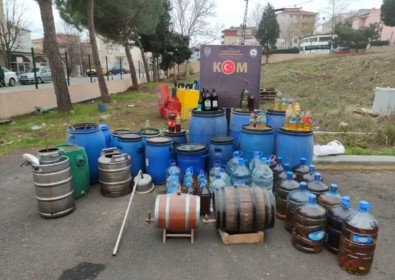 Yilbasi Öncesi Dev Operasyon Açiklamasi 1 Ton 270 Litre Sahte Içki Ele Geçirildi