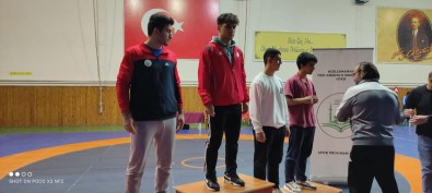 1308 Osmaneli Belediye Spor Güresçisi 1. Oldu