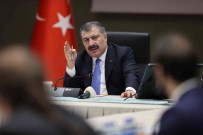 Bakan Koca Asistan Hekimlerle Bulustu