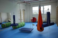 Engelsiz Yasam Merkezi Egitimlerine Basladi