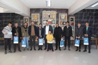 Turnuva Ödüllerini Baskan Orhan Verdi