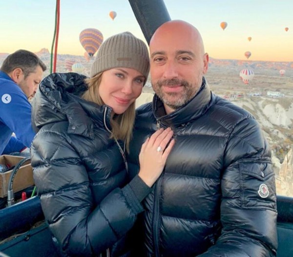 Demet Şener'den aşk dolu paylaşım!