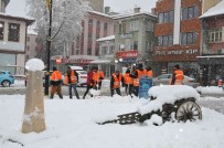 Aksehir'de Kar Temizligi Çalismalari Sürüyor