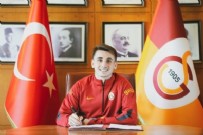 Aktürkoğlu 5 yıl daha Galatasaray'da!