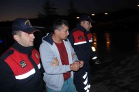 Babasini Çok Sayida Biçak Darbesiyle Öldüren Zanliya 20 Yil Hapis Cezasi