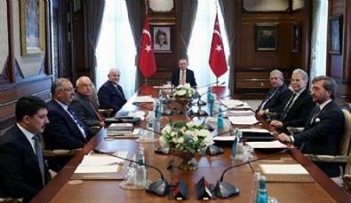 Başkan Erdoğan başkanlığındaki YİK toplantısı sona erdi