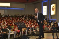 Bekir Develi Manisalilarla Bulustu