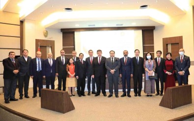 Güneydogu Asya Pazari 6 Büyükelçi Ile Konusuldu