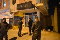 Is Yerine Arabayla Dalan Ortagini Tabancayla Vurdu Açiklamasi 1 Ölü