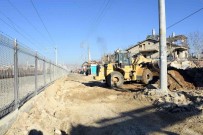 Konya Büyüksehir'in Alternatif Cadde Çalismalari Sürüyor