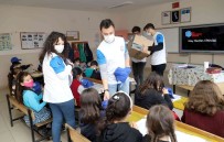 Köy Okullarinda Uzayi Anlatilar