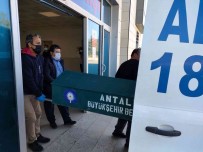 Maden Göçügünde Ölen Isçinin Cenazesi Morgdan Alindi