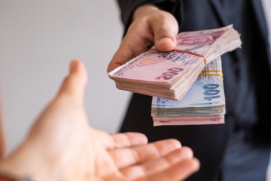 Ak Parti'den vergi muafiyeti açıklaması! 'Memur dahil tüm çalışanlara uygulanacak...'