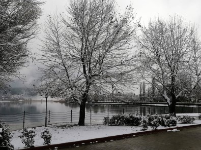 Bozdaglar'da Karla Mücadele Sürüyor