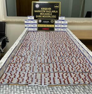 Kirsehir'de 2 Bin 128 Adet Hap Ele Geçirdi