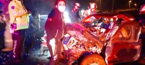 Ayvalik'ta Trafik Kazasi; 4 Yarali