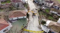 Arnavutköy'de Lodostan Hasar Gören Camii Minaresinin Yikimi Tamamlandi