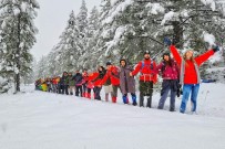 Dogaseverler Kar Yürüyüsünde Bulustu