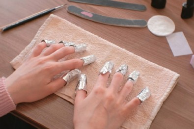 Kalıcı Oje Zararlı Mı? Kalıcı Oje Nasıl Çıkar?