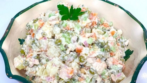 Rus Salatası Nasıl Yapılır?