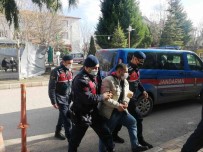 Kütahya'da Sahte Jandarma Gerçek Jandarmalara Yakalandi