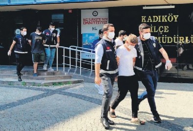 Kadıköy’de kilise provokasyonu: 3 şüphelinin 1'er yıl hapisleri istendi!