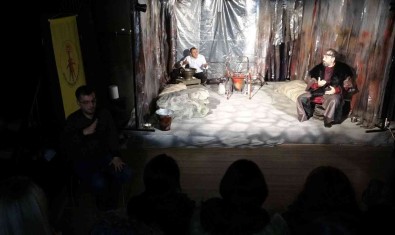 Samsun'da Engelliler Için Isaret Diliyle Tiyatro Gösterimi Yapildi