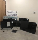 Çaldigi Esyalari Satarken Yakalandi