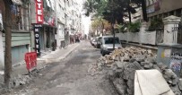 CHP'li Bakırköy Belediyesi vatandaşı mağdur etmeye devam ediyor! Bitmeyen yol esnafı isyan ettirdi...