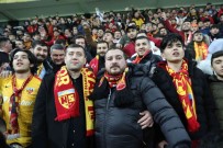 Kayserispor 30 Bin Kisiye Oynadi