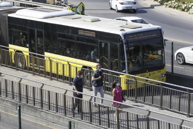 Yılbaşında Toplu Taşıma Ücretsiz Mi? 1 Ocak Metrobüs, Metro, Otobüs Ücretsiz Mi?