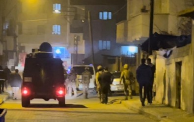 Polise silahlı saldırı! Özel harekat devreye girdi