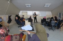 Ulu Çinarlar Musiki Ile Terapi Oluyor