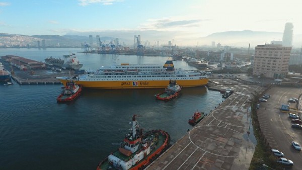Türkiye Libya arasında 25 yıllık hasret bitti: İlk gemi İzmir'e geldi